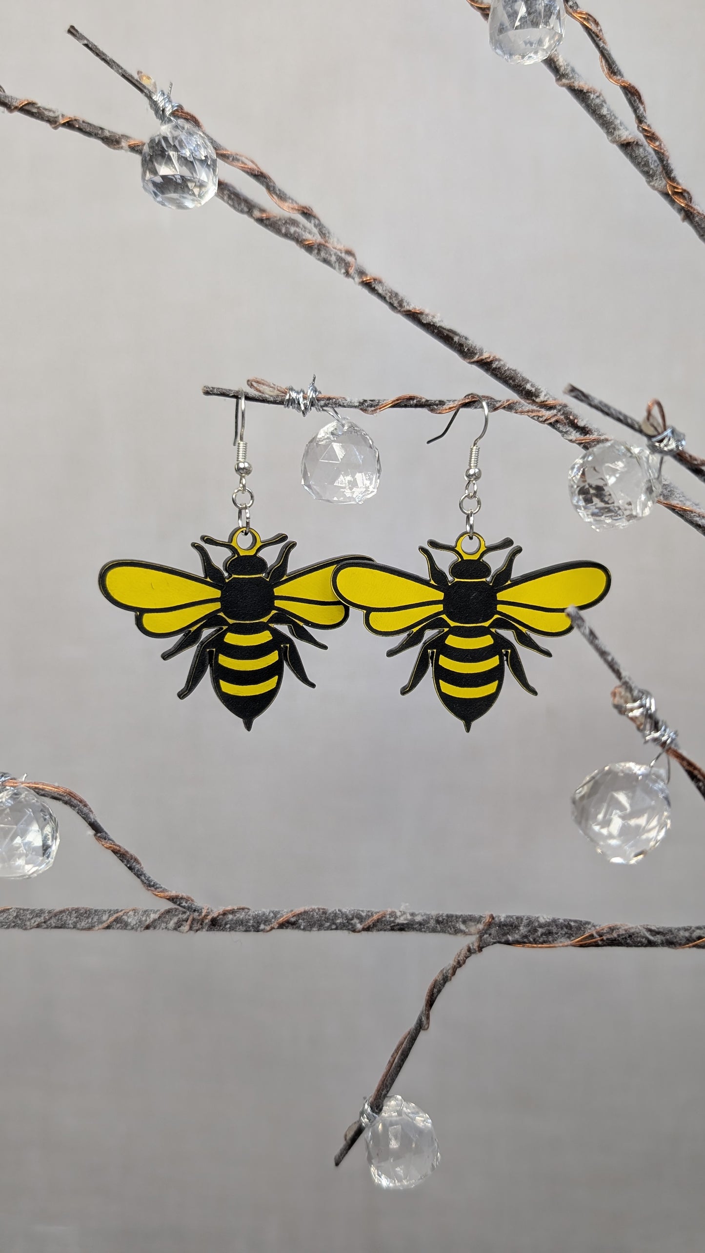 Sweet & Buzz-Worthy Bee Earrings ππ