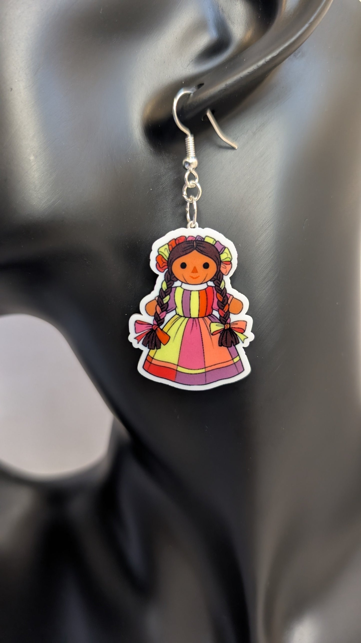 Muñeca Lelé Acrylic Earrings