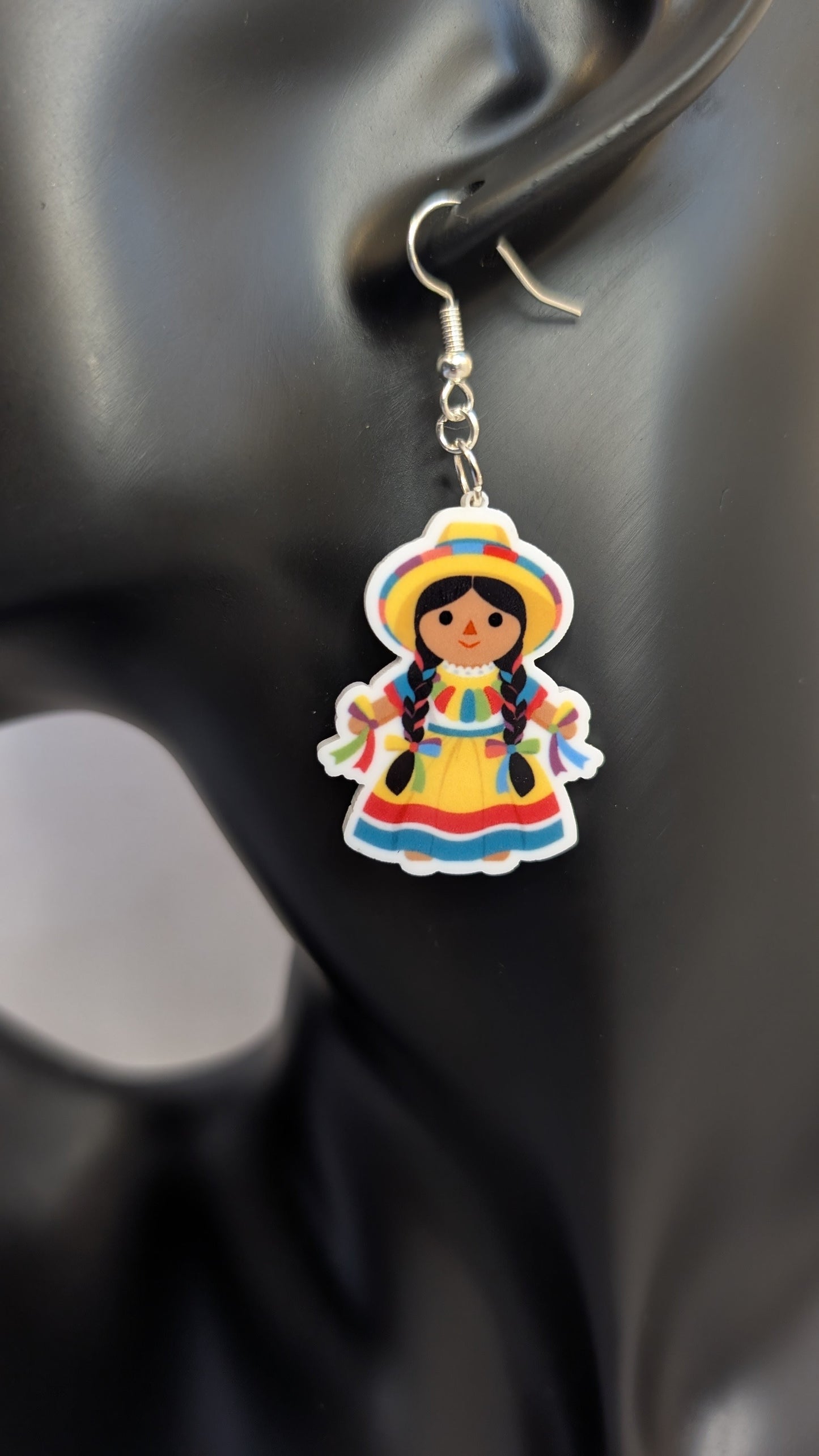 Muñeca Lelé Acrylic Earrings