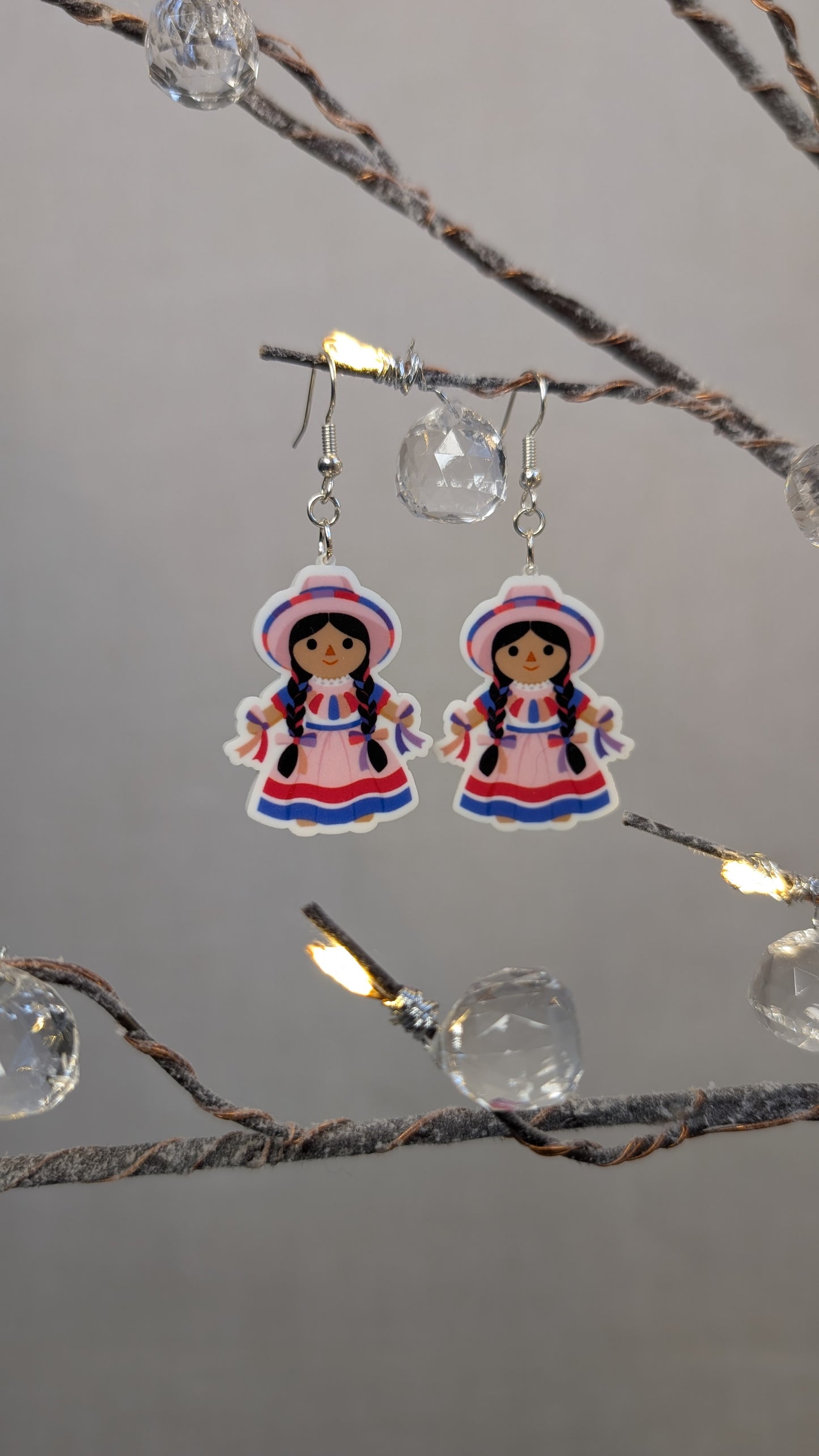 Muñeca Lelé Acrylic Earrings